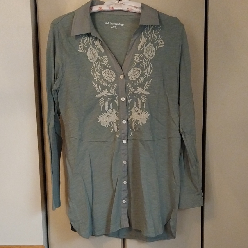 Soft Surroundings Floral Tunic. Size Small Like New!